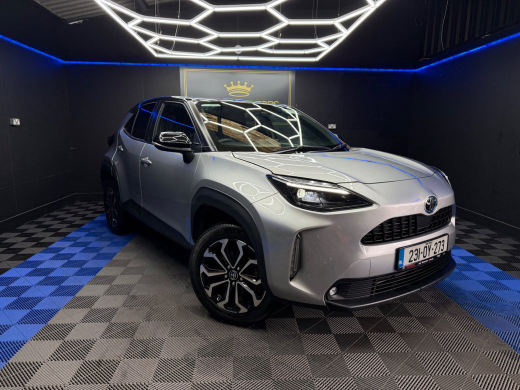 Image for 2023 Toyota Yaris Cross 1.5 Hybrid Luna Sport