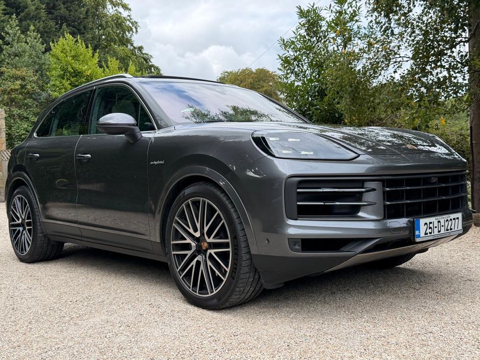 Image for 2025 Porsche Cayenne E-HYBRID *Irish Car…Panoramic Sunroof…Adaptive Air Suspension*