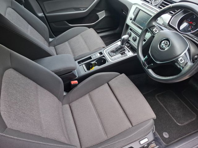 Image for 2017 Volkswagen Passat SE BUSINESS TDI BLUEMOTION TECH DSG