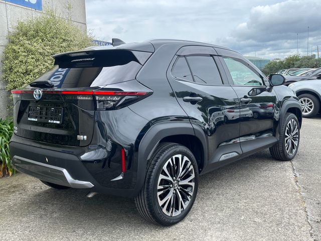 Image for 2024 Toyota Yaris Cross Z ADVENTURE AUTOMATIC HYBRID 1.5 PETROL //VERY LOW MILES//HIGH SPEC//360 PARKING CAMERAS//HALF LEATHER HEATED SEATS//HEATED STEERING WHEEL//KEYLESS ENTRY//ADAPTIVE CRUISE CONTROL//
