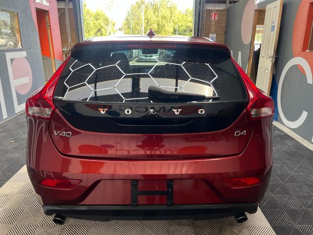 Image for 2015 Volvo V40 2015 VOLVO V40 AUTOMATIC 2.0L DIESEL / 95K KMS / ADAPTIVE CRUISE CONTROL/ PARKING CAMERA/ ELETRIC & LEATHER SEATS AND MORE