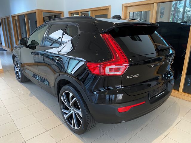 Image for 2021 Volvo XC40 RECHARGE T4 R-DESIGN