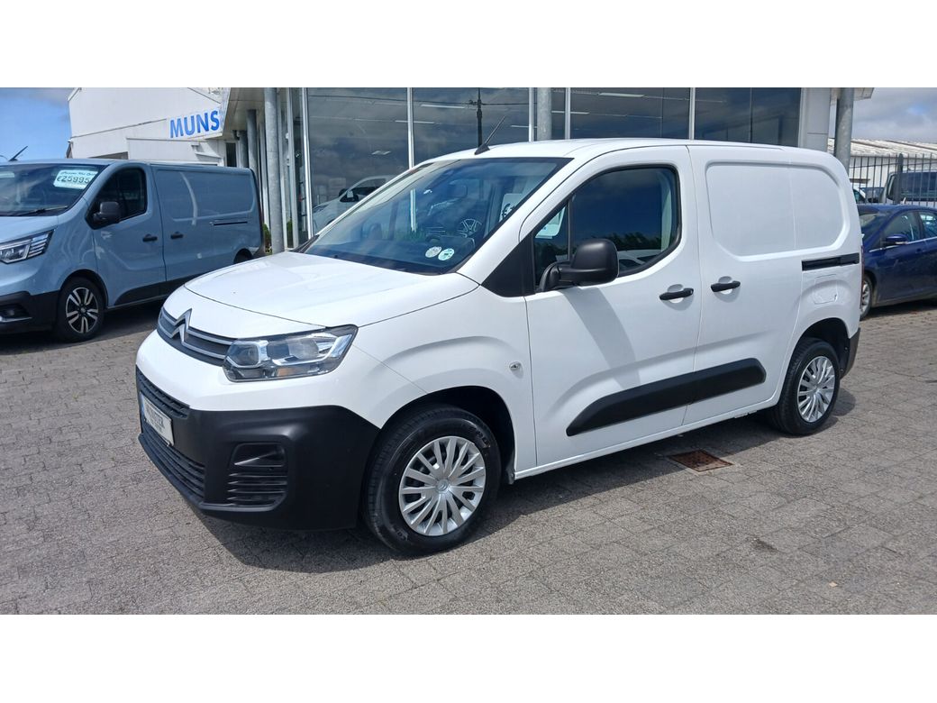 Image for 2021 Citroen Berlingo 