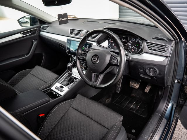 Image for 2020 Skoda Superb Sportline Styling Auto 