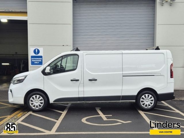 Image for 2023 Nissan Primastar LWB SV