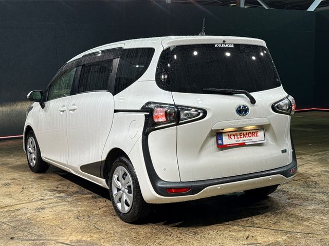 Image for 2021 Toyota Sienta 1.5 HYBRID 7 SEATER - PUSH BUTTON START/STOP - REAR CAMERA