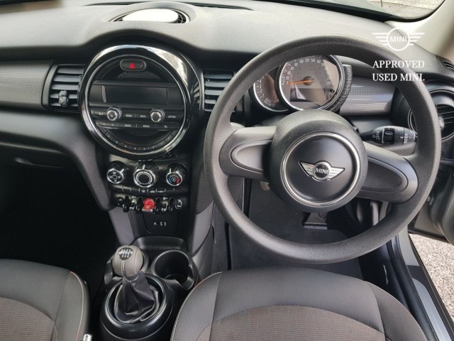 Image for 2017 Mini Hatch Cooper 3-Door