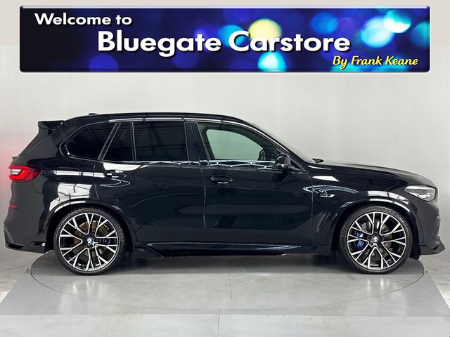 Image for 2022 BMW X5 XDRIVE45E M SPORT AUTO**M PERFORMANCE KIT** NEW 22"ALLOYS**BLACK LEATHER INTERIOR**FRONT HEATED ELECTRIC SEATS**REVERSE CAMERA**PARKING SENSORS**ELECTRIC TAILGATE**APPLECARPLAY**SATNAV**