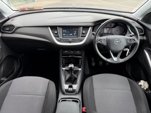 Image for 2019 Opel Grandland X SC 1.2i 130PS 6 Speed