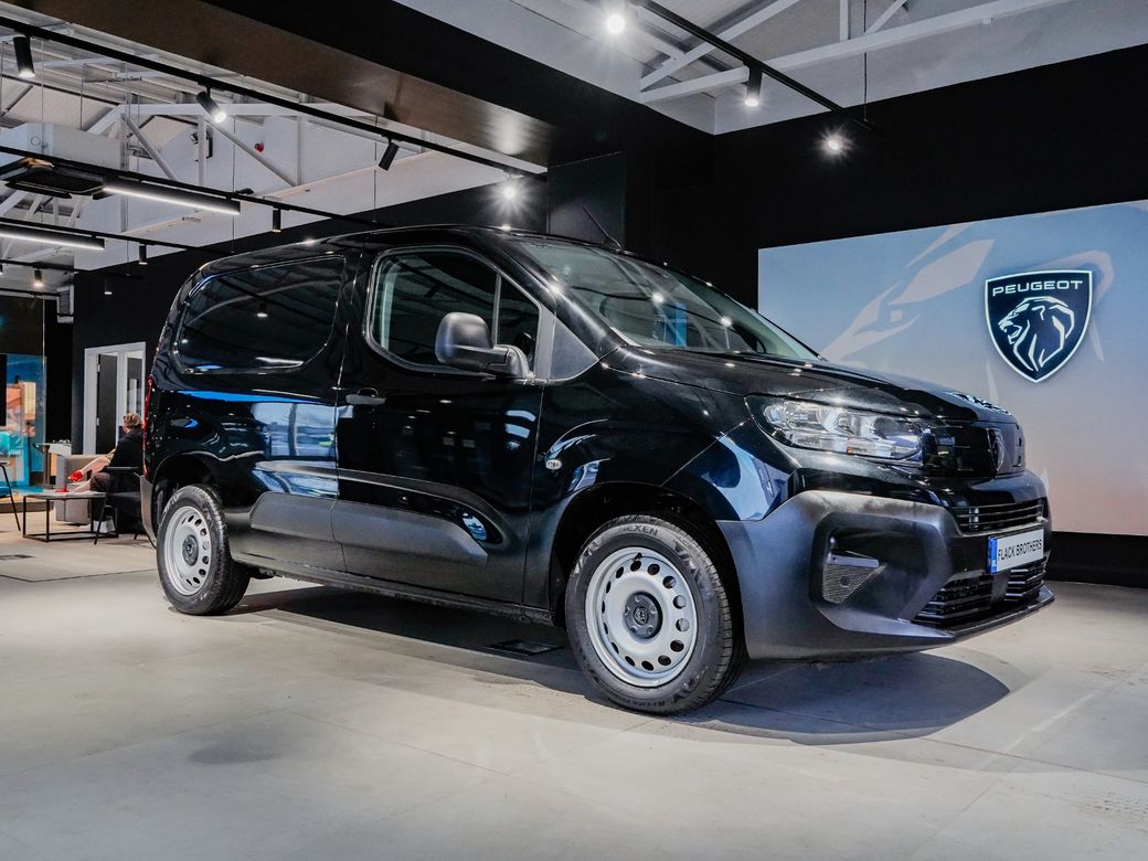 Image for 2025 Peugeot Partner PRO Plus 1 5 HDI 100 1