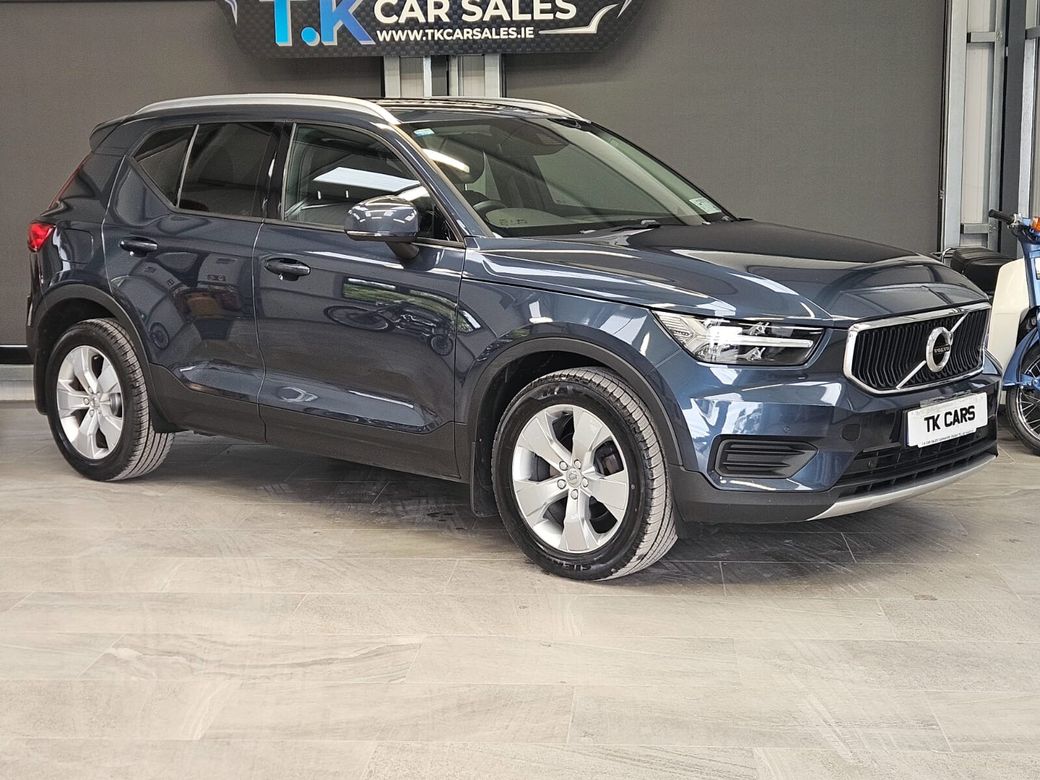 Image for 2021 Volvo XC40 T2 PET (129hp) Momentum