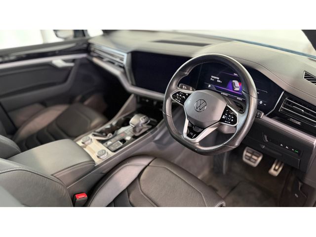 Image for 2023 Volkswagen Touareg *BLACK ED*PAN ROOF*286PS*STUNNING COLOUR* 
