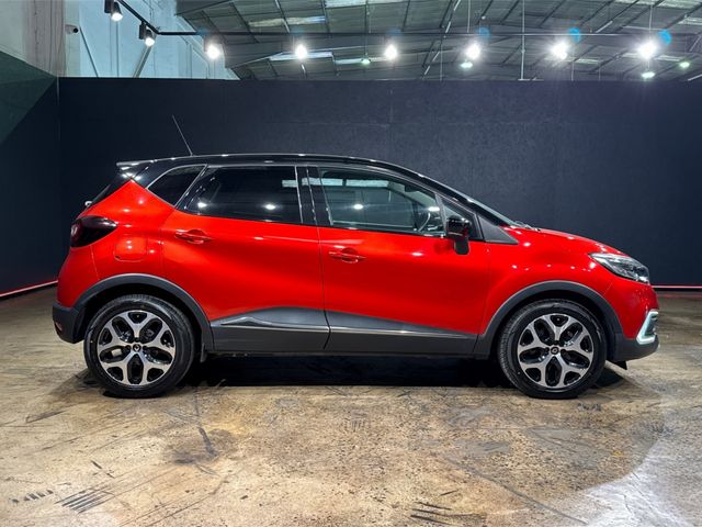 Image for 2019 Renault Captur 1.2 AUTOMATIC INTENSE EDITION - RED/BLACK TWO TONE - FACTORY ALLOYS - HALF BLACK LEATHER - REAR CAMERA