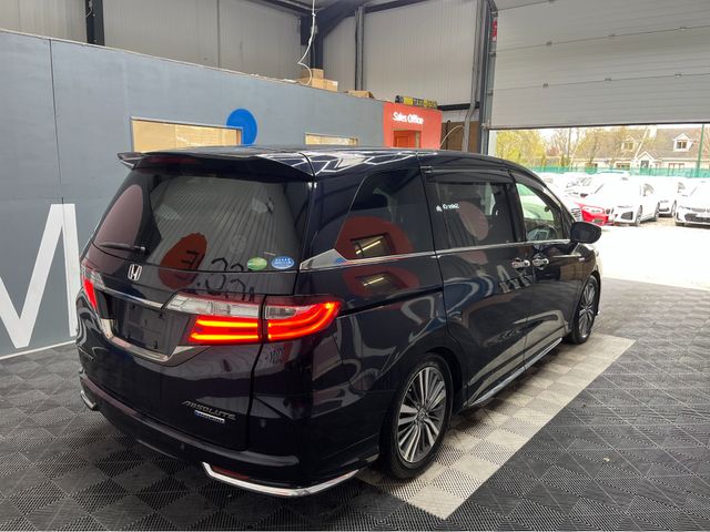 Image for 2018 Honda Odyssey €21950 2018 HONDA ODYSSEY HYBRID SENSING 7 SEATER AUTOMATIC / CRUISE CONTROL / REVERSE CAMERA / ELECTRIC HEATED 7 SEATS AND MORE