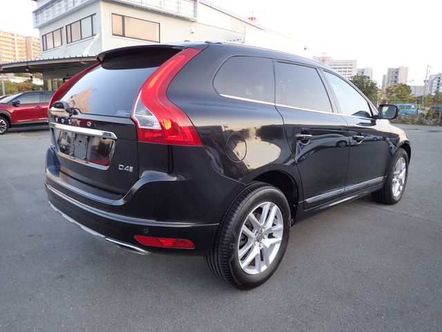 Image for 2017 Volvo XC60 **TINY KMS**2.0 D4 SE LUXURY PREMIUM DIESEL AUTOMATIC **PAN ROOF** // TOP SPEC // FULL ELECTRIC HEATED LEATHER // CRUISE CONTROL // ELECTRIC TAILGATE // REVERSING CAMERA // AA APPROVED DEALER 2026