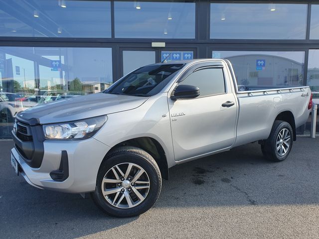 Image for 2023 Toyota Hilux AUTOMATIC * 4X4 LOCK * 2.8 DIESEL * REVO * PRICE EXCLUDES VAT 