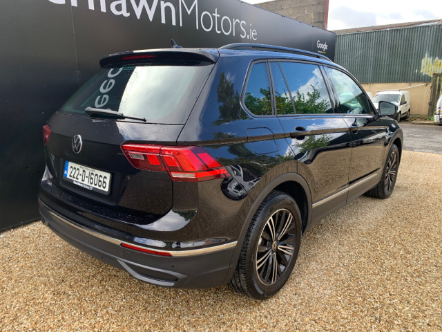 Image for 2022 Volkswagen Tiguan 2.0 TDI 122 BHP LIFE COMMERCIAL // PRICE EXCL. VAT // ONE OWNER // GREAT CONDITION // CRUISE, REVERSE CAMERA AND SAT NAV // 