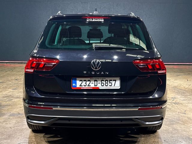 Image for 2023 Volkswagen Tiguan 2.0 TDI AUTOMATIC - CRUISE CONTROL - PARKING PILOT - A/C HEATING CONTROLS