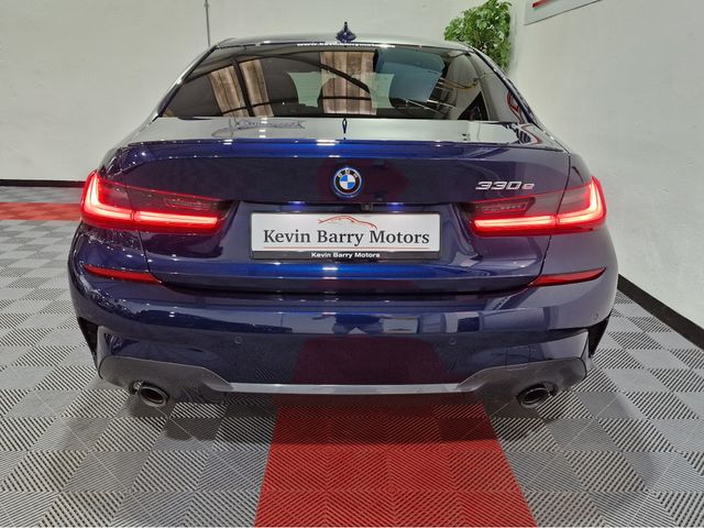 Image for 2022 BMW 3 Series 330E M SPORT PRO EDITION AUTOMATIC **ONE OWNER / 19" ALLOYS / APPLE CARPLAY / BMW M SEATBELTS / ELECTRIC FRONT SEATS WITH MEMORY / ELECTRIC BOOTLID / HEATED STEERING WHEEL / REVERSE CAMERA / SAT NAV**