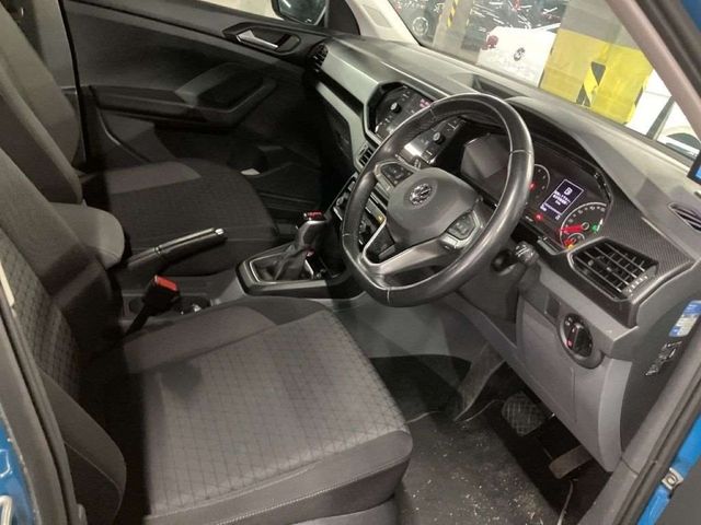 Image for 2020 Volkswagen T-Cross 1.0 TSI ACTIVE AUTOMATIC - UPGRADED FACTORY ALLOYS - CRUISE CONTROL - PUSH START/STOP BUTTON - REAR CAMERA