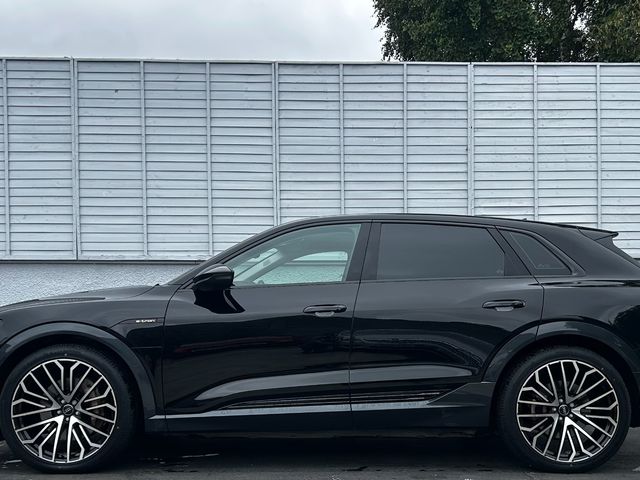 Image for 2021 Audi e-tron TECHNIK 50 QUATTRO / 96.4% BATTERY SOH / 22" UPGRADED ALLOYS / BEIGE LEATHER / ONE OWNER / FULL HISTORY / *FINANCE PACKAGES AVAILABLE*