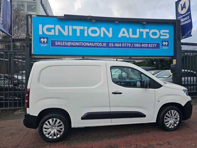 Image for 2021 Peugeot Partner 1.5 HDI, PROFESSIONAL PLUS, VAT INCLUDED, 3 SEATS, FULL DEALER HISTORY, NEW DOE, FINANCE, WARRANTY, 5 STAR REVIEWS