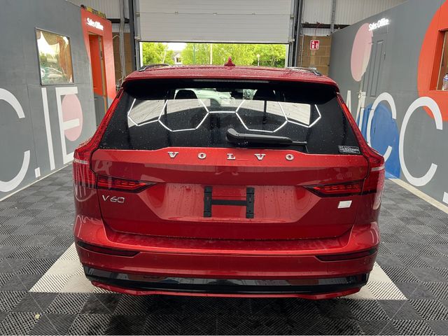 Image for 2024 Volvo V40 2024 VOLVO V40 ULTIMATE T6 2.0 AUTOMATIC / CRUISE CONTROL / 360° CAMERA / ELECTRIC MEMORY & HEATED SEATS / PANORAMIC SUNROOF / HEATED STEERING WHEEL AND MORE