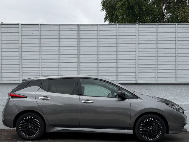 Image for 2022 Nissan Leaf N-CONNECTA / APPLE & ANDROID AUTO / SOH 90.4% / NAV / RADAR CRUISE / PARK SENSORS / BALANCE OF 8 YEAR NISSAN BATTERY WARRANTY / *FINANCE PACKAGES AVAILABLE*