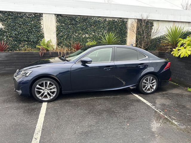 Image for 2018 Lexus IS 300h 2.5 HYBRID / EX HIGH SPEC / TAX €180 