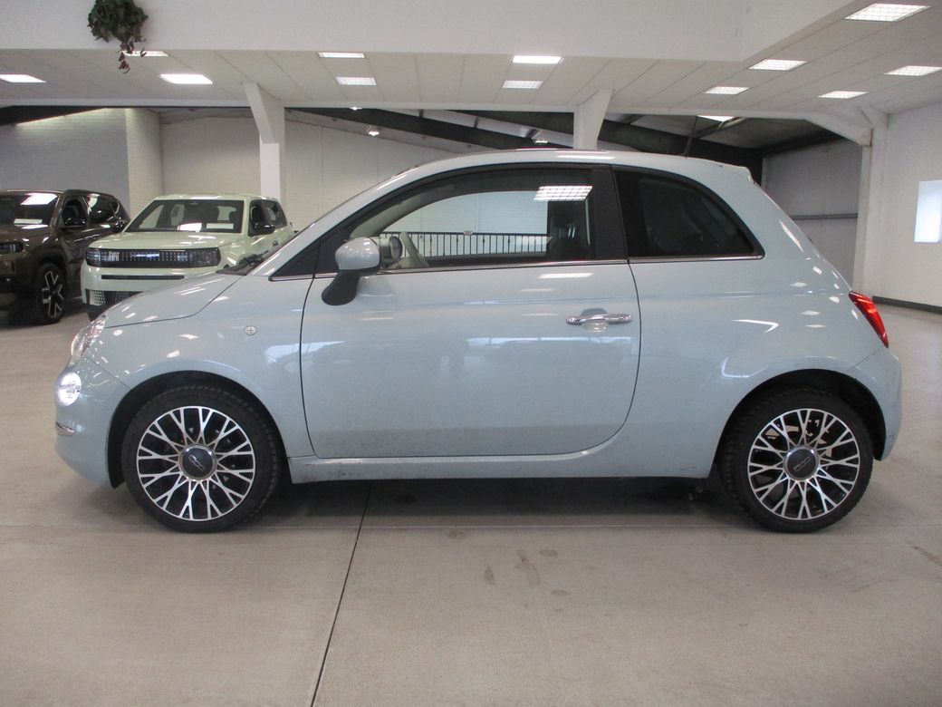 Image for 2023 Fiat 500 1.0 Mhev Dolcevita Plus 3DR-PANORAMIC ROOF-UPGRADED ALLOYS-CARPLAY-SAT NAV