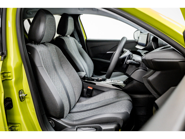 Image for 2024 Peugeot 208 Allure 1.2 MHEV Auto 136HP