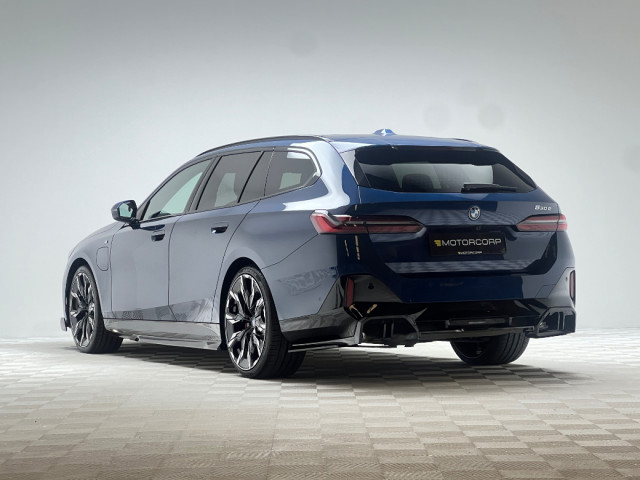 Image for 2025 BMW 5 Series 530E M SPORT PRO TOURING