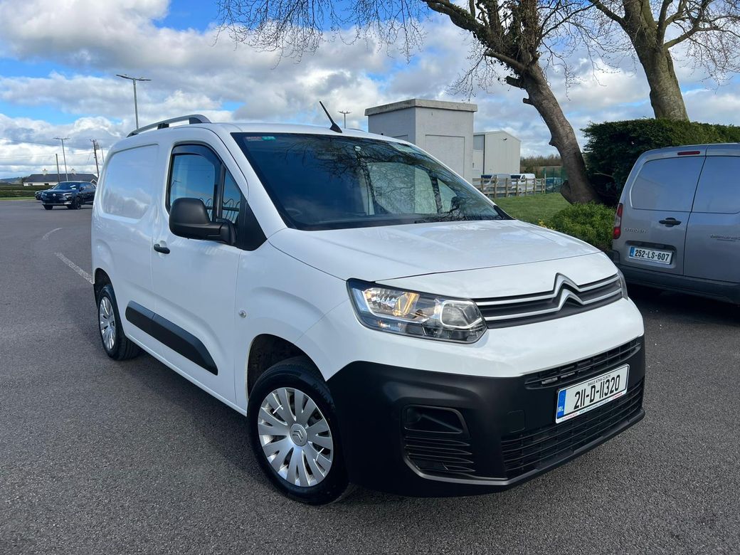 Image for 2021 Citroen Berlingo LX 1.5 Bluehdi 75 S&S 650KG M