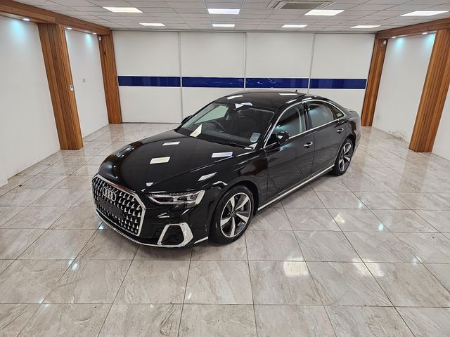 Image for 2024 Audi A8 PAN SUNROOF 