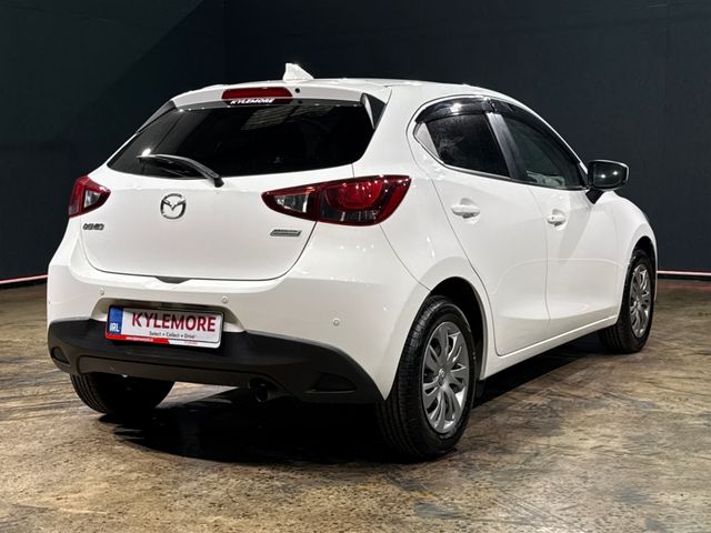 Image for 2018 Mazda Demio 1.3L AUTOMATIC - HEATING / AC CONTROLS - PARKING SENSORS