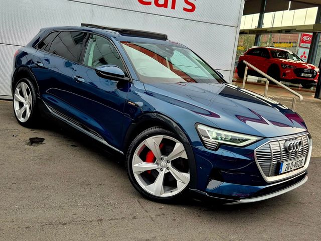 Image for 2021 Audi e-tron 50 Quattro Panoramic Roof, Black Edition Styling 230kw (313bhp) Upgraded 22'' RSQ8 Alloys