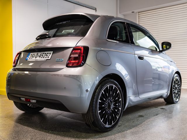 Image for 2025 Fiat 500e LA Prima 42KWH 3DR Auto