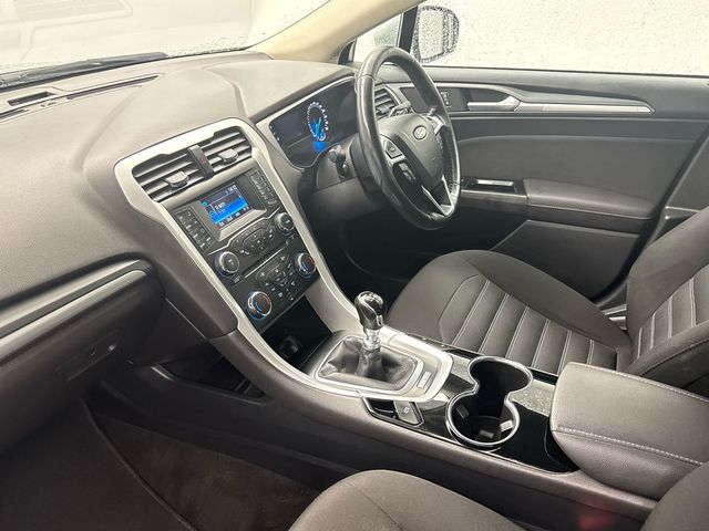 Image for 2017 Ford Mondeo 1.5TDCi ZETEC *FREE HAMPER* €60 P/W