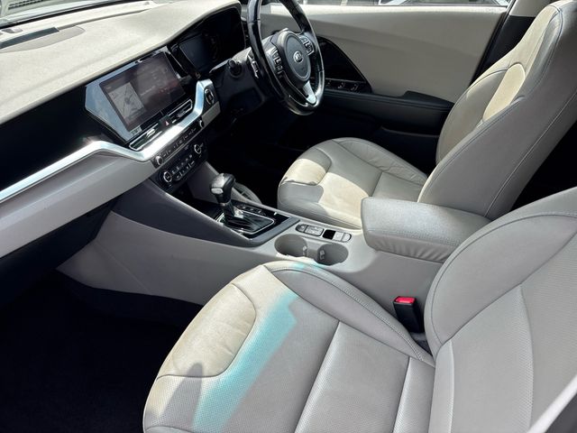 Image for 2021 Kia Niro PHEV MY21 TRAILER 5DR A AUTO