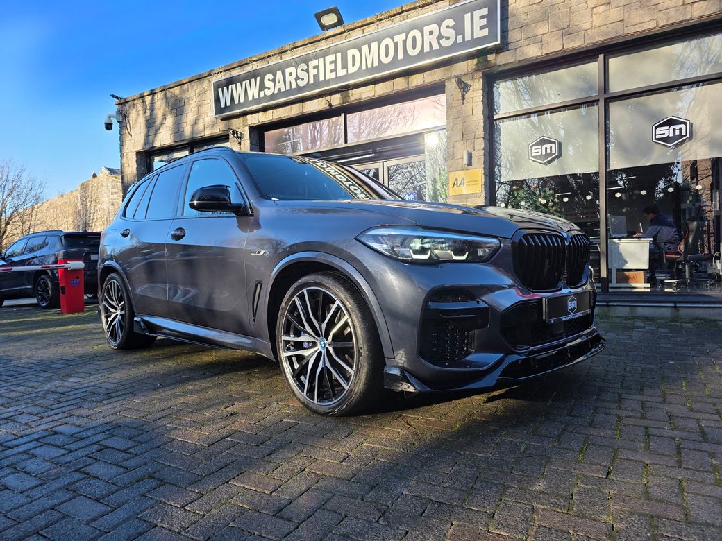Image for 2022 BMW X5 3.0 45E M-SPORT AUTO. HUGE SPEC. FINANCE ARRANGED. SIMI. AA APPROVED.