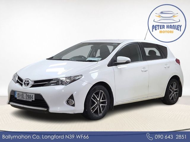 Image for 2015 Toyota Auris D-4D 90 (1.4) 5Dr Luna