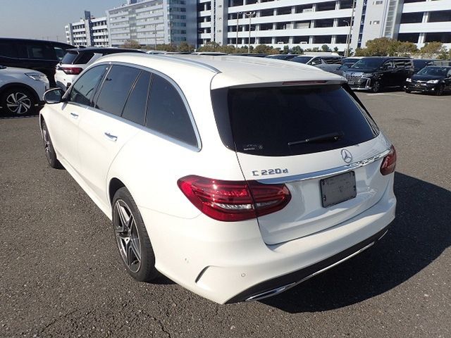 Image for 2019 Mercedes-Benz C Class C220D AMG PLUS LAUREUS EDITION DIESEL ESTATE AUTOMATIC // FULL ELECTRIC HEATED LEATHER // PRIVACY PACK // STUNNING EXAMPLE // AA APPROVED DEALER 2026