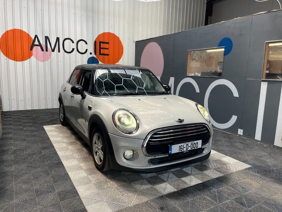 Image for 2016 Mini Cooper 2016 MINI COOPER 1.5 AUTOMATIC / CRUISE CONTROL / PARKING CAMERA AND MORE