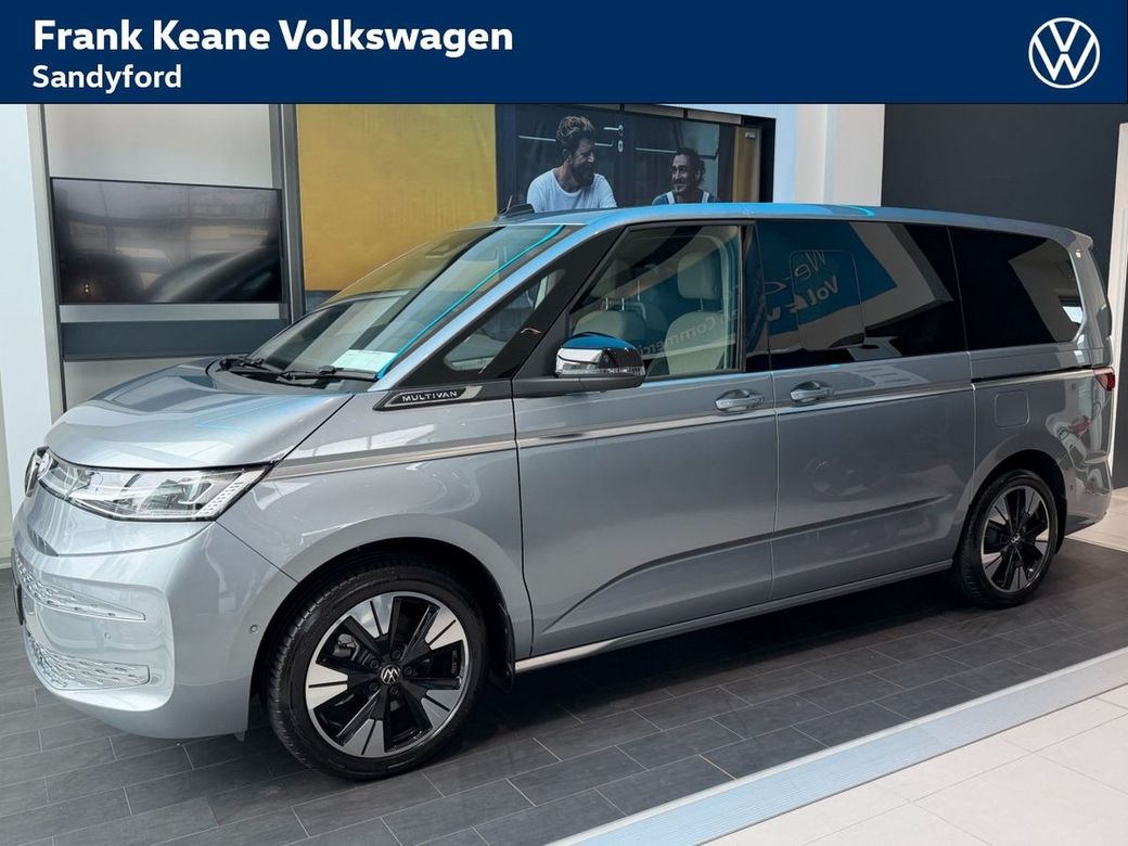 Image for 2026 Volkswagen Multivan STYLE AUTO PHEV 240BHP LOH *360 AREA VIEW CAMERA* *HALMSTED ALLOYS* *HARMON KARDON SOUND SYSTEM* *APPLE CARPLAY/ANDROID AUTO* *REAR VIEW CAMERA*