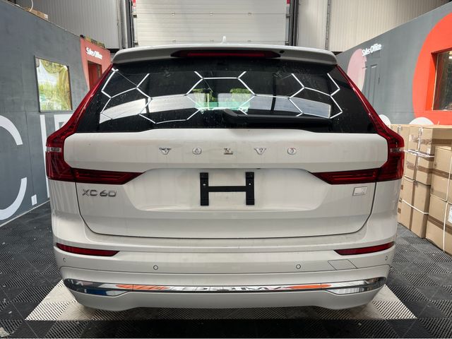 Image for 2021 Volvo XC60 2021 VOLVO XC60 RECHARGED HYBRID T8 2.0 AUTOMATIC / CRUISE CONTROL / 360° CAMERA / ELECTRIC MEMORY & HEATED SEATS / PANORAMIC SUNROOF / APPLE CARPLAY AND MORE