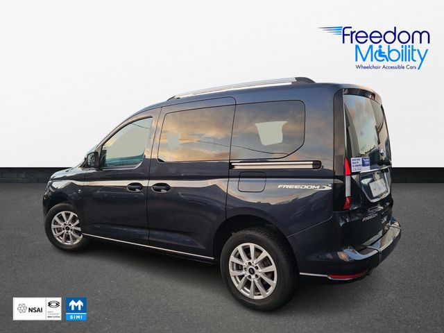 Image for 2023 Ford Tourneo Connect wheelchair access