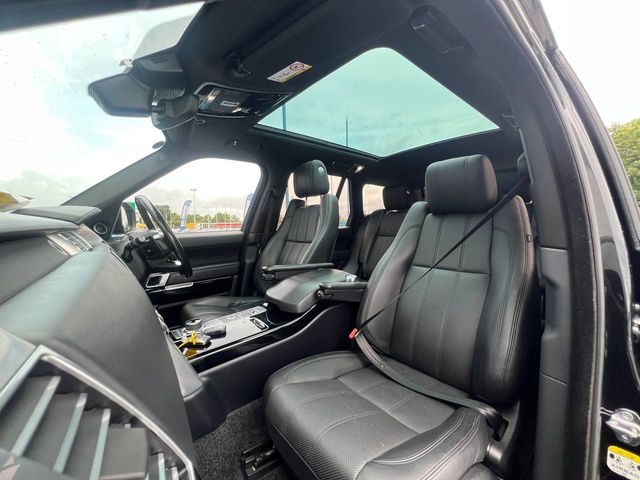 Image for 2018 Land Rover Range Rover VOGUE 3.0 TDV6 AUTO // PANORAMIC SUNROOF // MERIDIAN SOUND SYSTEM // ADJUSTABLE AIR SUSPENSION