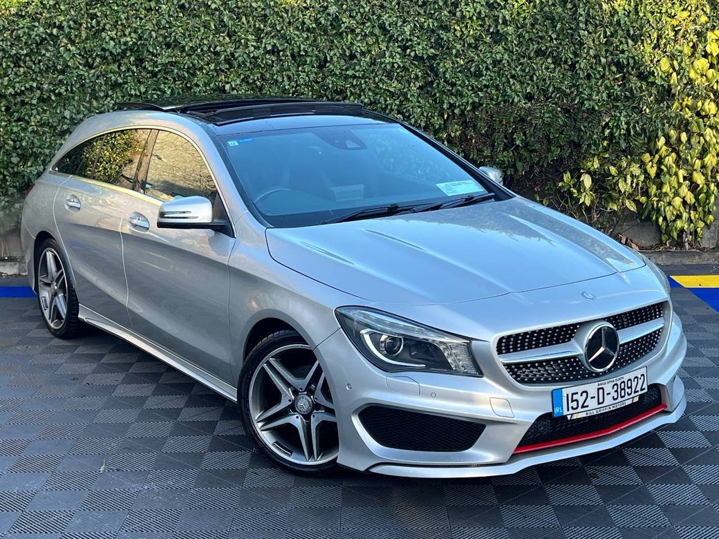 Image for 2015 Mercedes-Benz CLA Class CLA180 SHOOTING BRAKE AMG-LINE 1.6 AUTO // PANORAMIC SUNROOF // FULL SERVICE HISTORY // 
