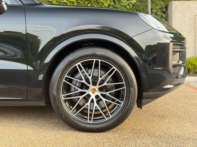 Image for 2024 Porsche Cayenne E-hybrid 5DR Auto