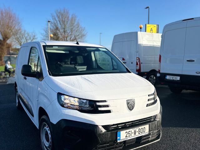 Image for 2025 Peugeot Partner Pro Plus1.5 Hdi 100 650kg 6.4